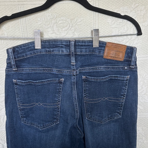 Lucky Brand Dark Indigo Women's Flare Jeans - Picture 4 of 5